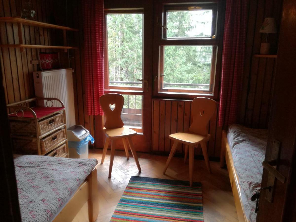Dom Pod Skocznia Apartment Zakopane Bagian luar foto