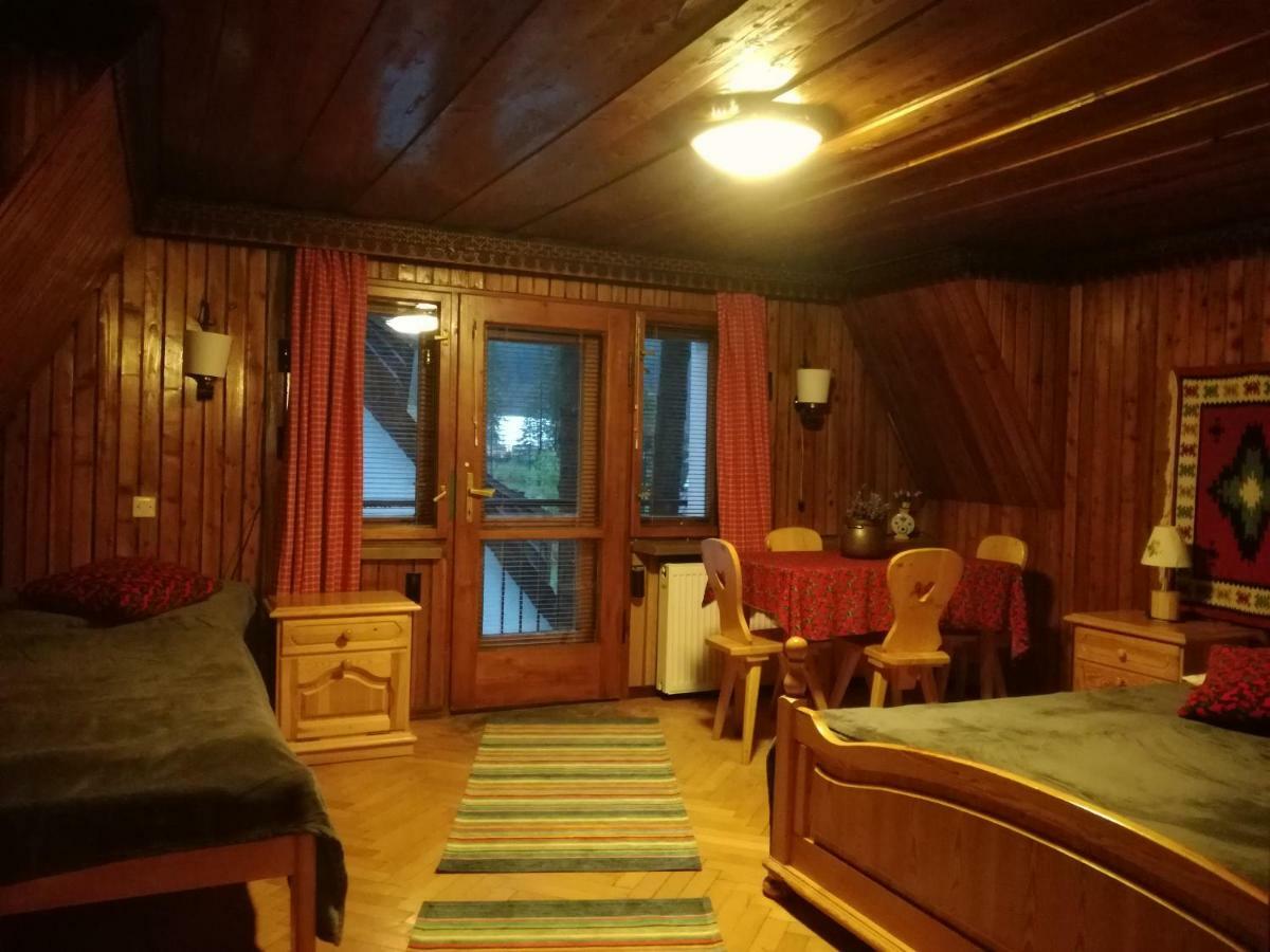 Dom Pod Skocznia Apartment Zakopane Bagian luar foto