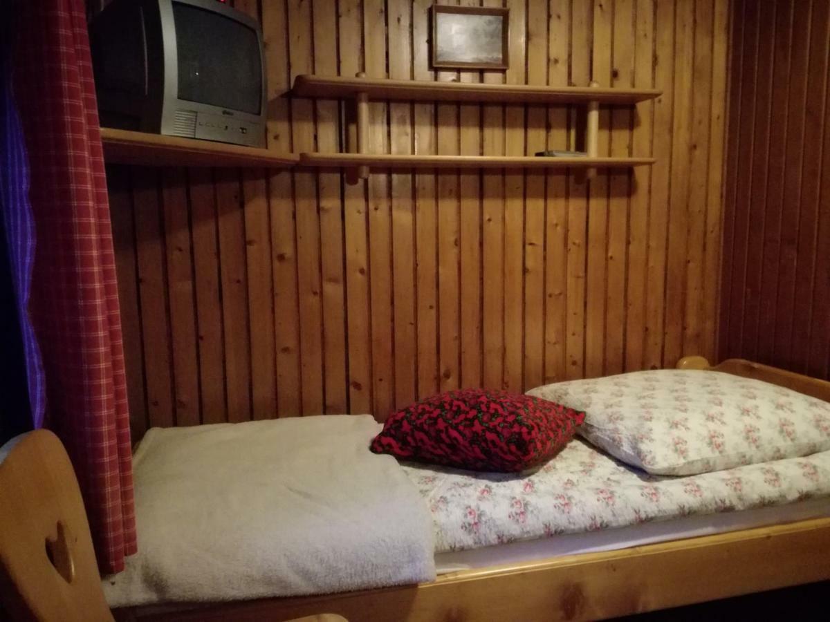 Dom Pod Skocznia Apartment Zakopane Bagian luar foto